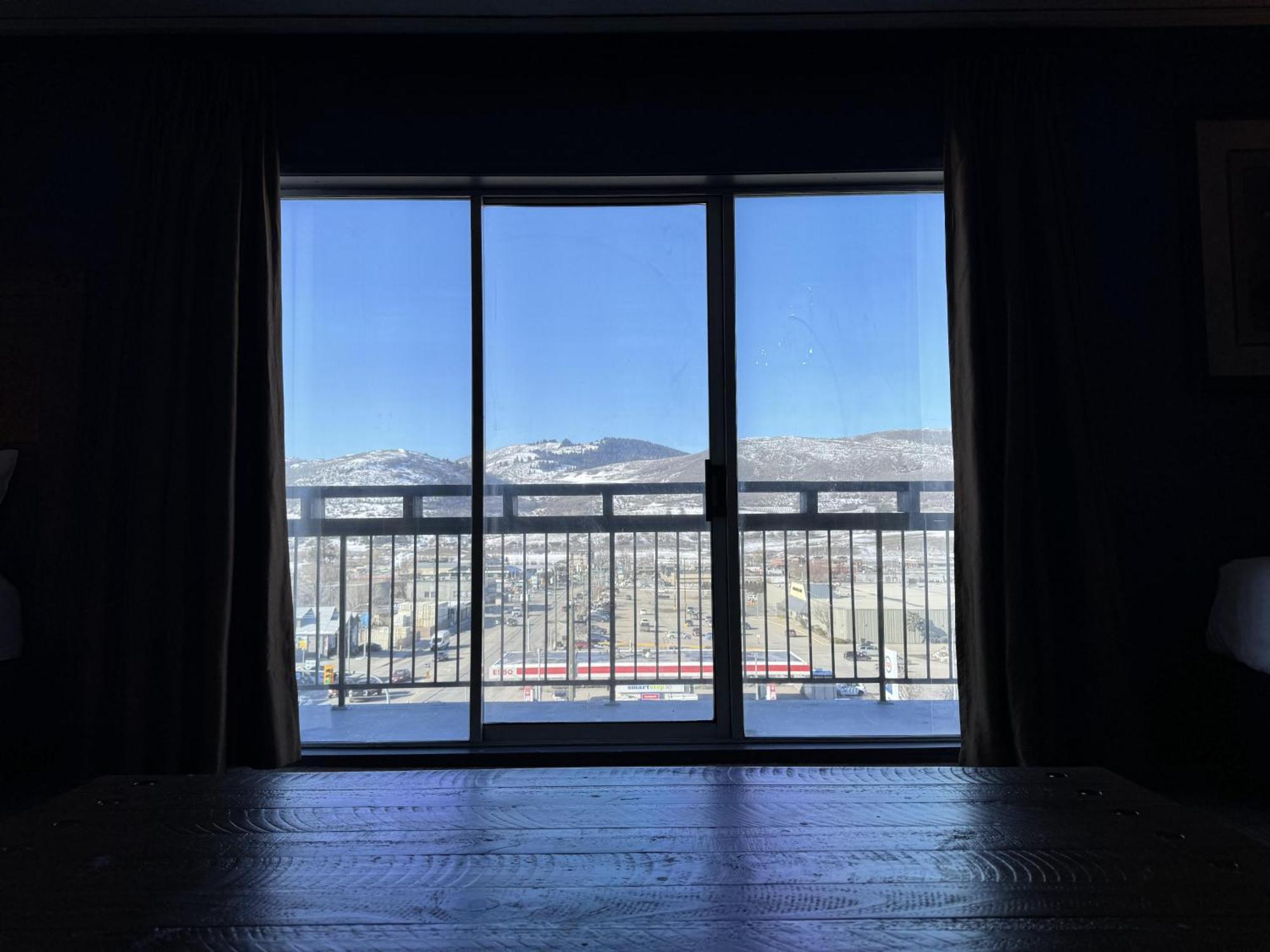 Divya Sutra Plaza And Conference Centre, Vernon, Bc 외부 사진